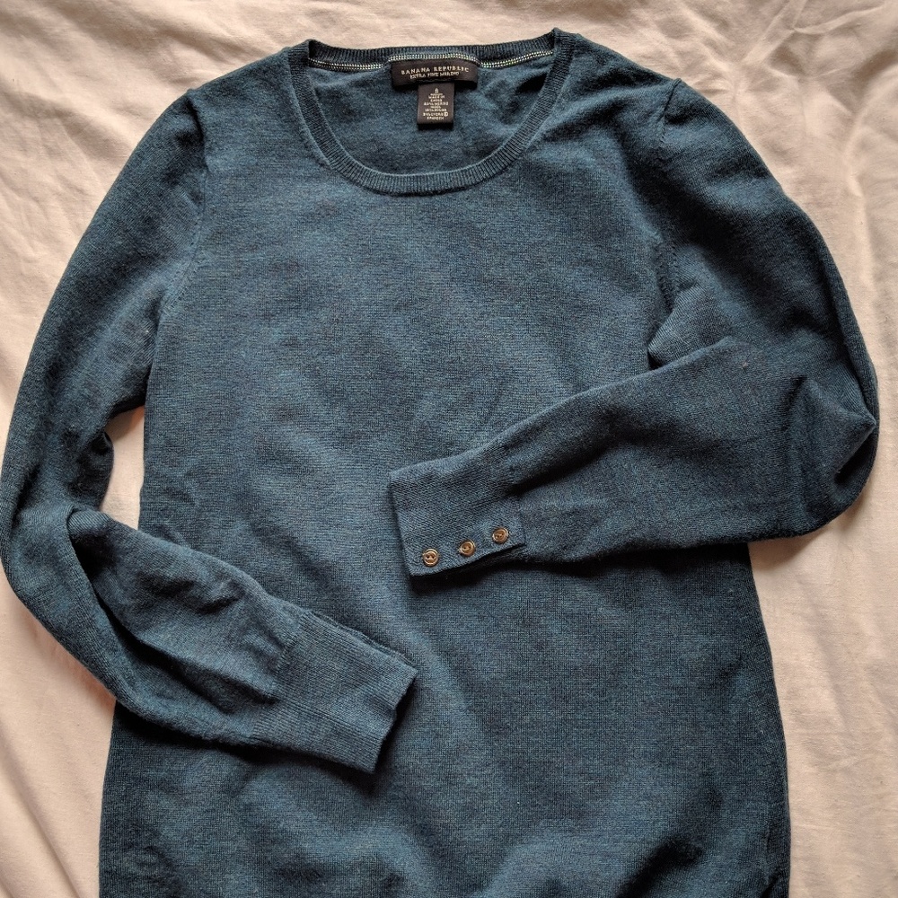 Banana Republic merino wool sweater